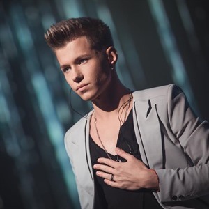 Владислав Курасов