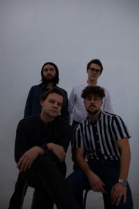 Где Фантом?